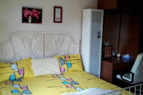 MASTER BEDROOM SUITE
